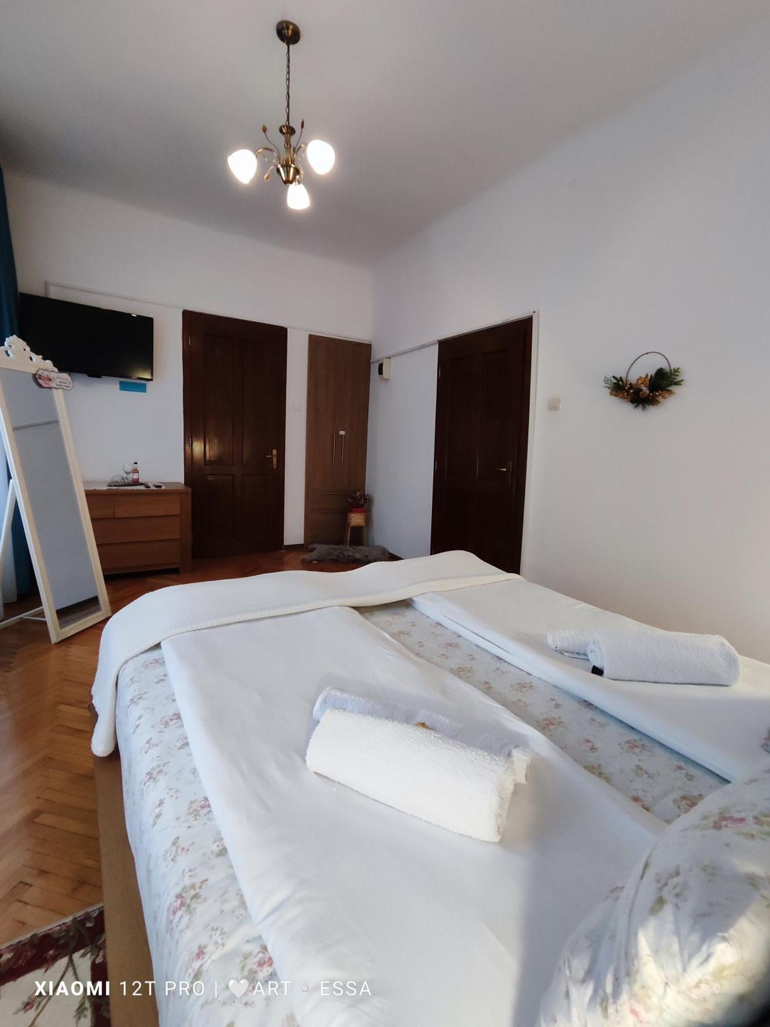 Apartament Buon Gusto,Near Main Square And Liar Bridge,Historical Side Of City Center Sibiu Bagian luar foto