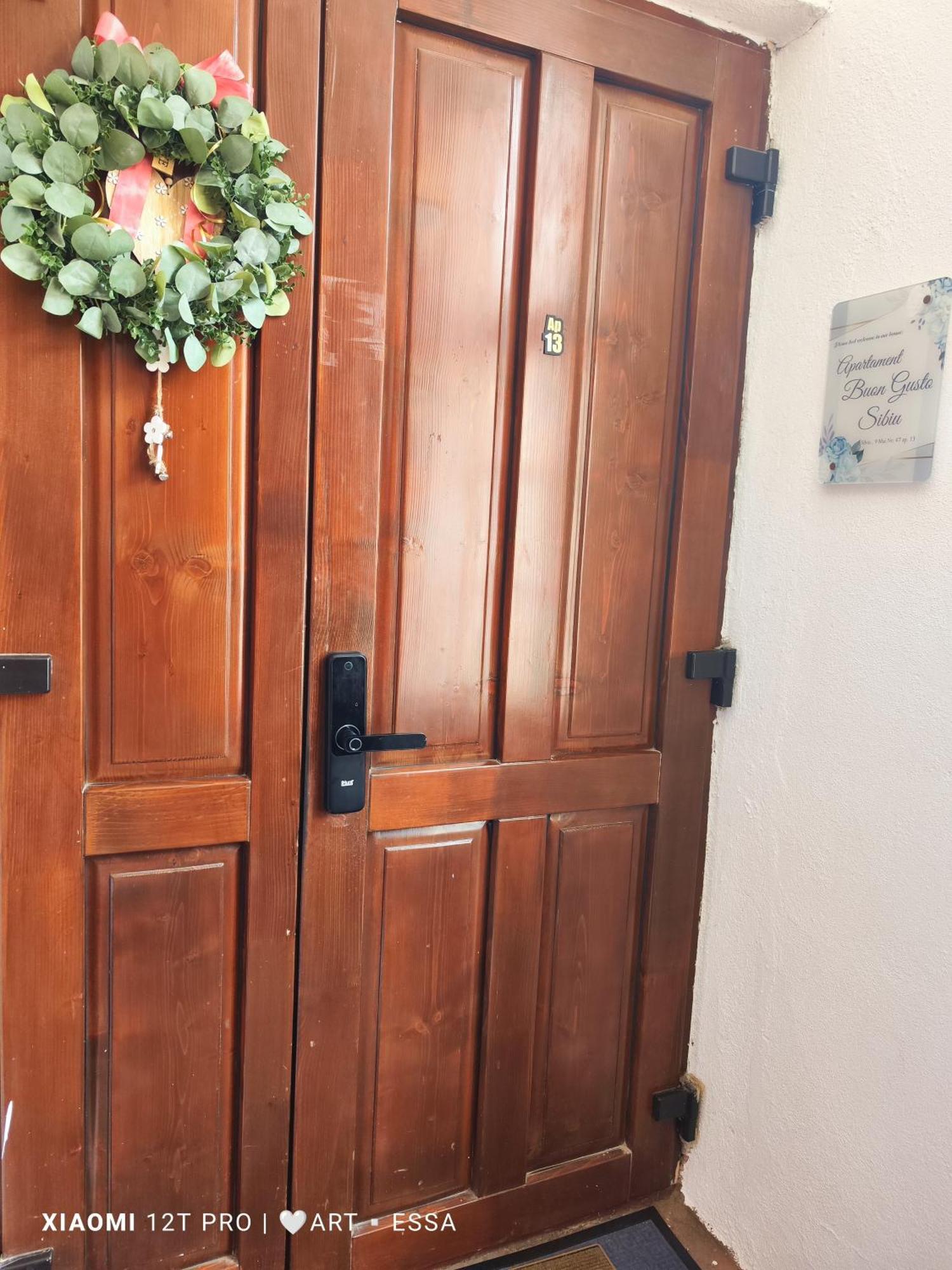 Apartament Buon Gusto,Near Main Square And Liar Bridge,Historical Side Of City Center Sibiu Bagian luar foto